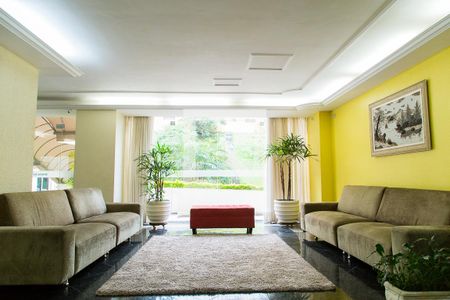 Apartamento para alugar com 58m², 2 quartos e 1 vaga Apartamento para alugar com 58m², 2 quartos e 1 vagaHall social