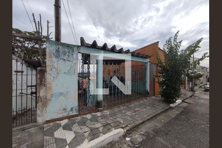 Casa à venda com 187m², 2 quartos e 1 vagaFachada