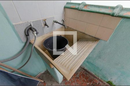 Casa à venda com 187m², 2 quartos e 1 vagaCasa 1 Área de Serviço