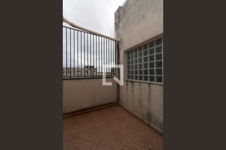 Área de luz de apartamento para alugar com 2 quartos, 200m² em Vila Hortência, Sorocaba