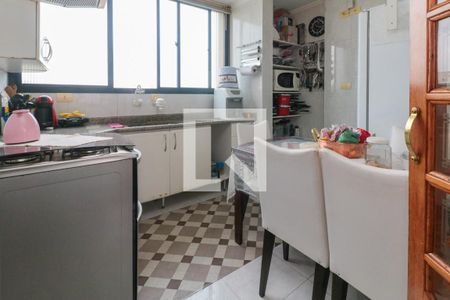 Apartamento para alugar com 141m², 3 quartos e 1 vaga Apartamento para alugar com 141m², 3 quartos e 1 vagaCozinha