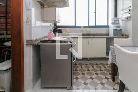 Apartamento para alugar com 141m², 3 quartos e 1 vaga Apartamento para alugar com 141m², 3 quartos e 1 vagaCozinha