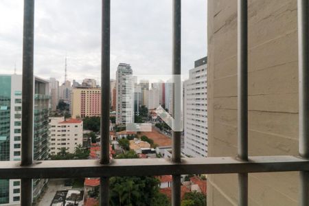 Sala de apartamento para alugar com 3 quartos, 141m² em Jardim Paulista, São Paulo
