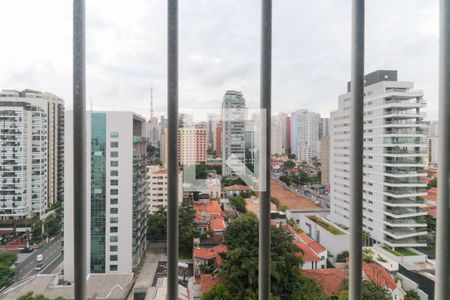 Apartamento para alugar com 141m², 3 quartos e 1 vaga Apartamento para alugar com 141m², 3 quartos e 1 vagaQuarto 1