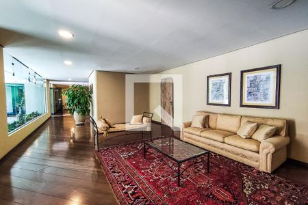 Apartamento à venda com 210m², 4 quartos e 3 vagasÁrea Comum - Hall Social