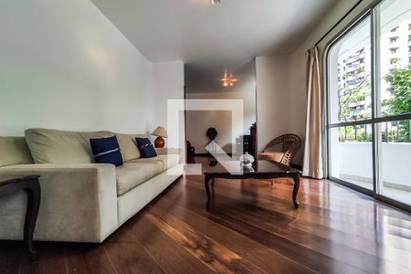 Sala de apartamento à venda com 4 quartos, 210m² em Vila Suzana, São Paulo