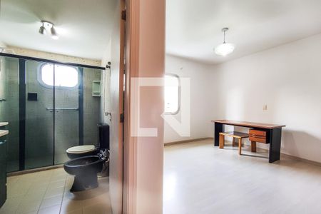 Apartamento à venda com 210m², 4 quartos e 3 vagasSuíte 1