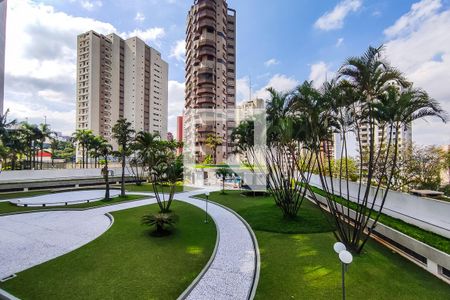 Apartamento à venda com 210m², 4 quartos e 3 vagasVista Suíte 1