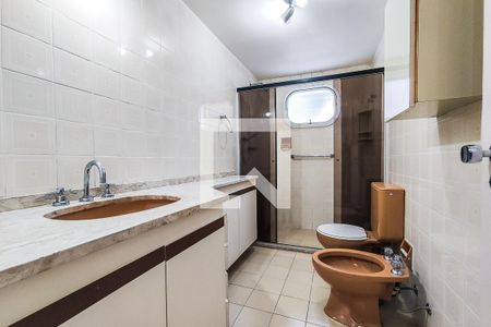 Apartamento à venda com 210m², 4 quartos e 3 vagasBanheiro dos Quartos