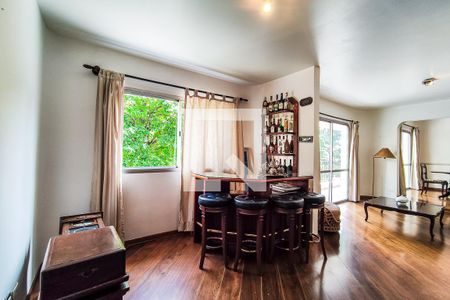 Sala de apartamento à venda com 4 quartos, 210m² em Vila Suzana, São Paulo