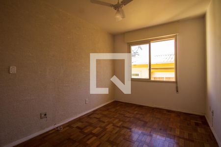 Sala de apartamento à venda com 1 quarto, 48m² em Medianeira, Porto Alegre