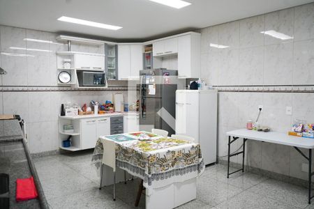 Casa à venda com 265m², 3 quartos e 3 vagasCozinha