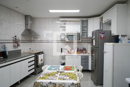 Casa à venda com 265m², 3 quartos e 3 vagasCozinha