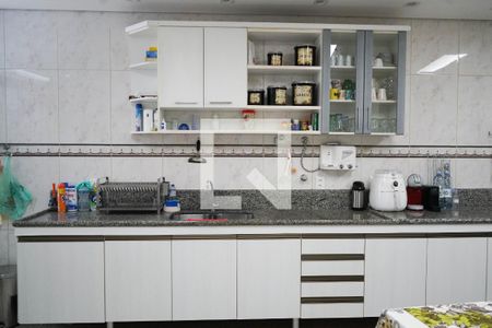 Casa à venda com 265m², 3 quartos e 3 vagasCozinha