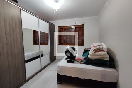 Casa à venda com 200m², 3 quartos e 2 vagas Casa à venda com 200m², 3 quartos e 2 vagasQuarto 1