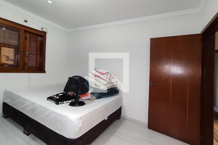 Casa à venda com 200m², 3 quartos e 2 vagas Casa à venda com 200m², 3 quartos e 2 vagasQuarto 1