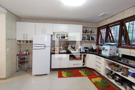 Casa à venda com 200m², 3 quartos e 2 vagas Casa à venda com 200m², 3 quartos e 2 vagasCozinha