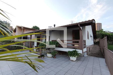 Casa à venda com 200m², 3 quartos e 2 vagas