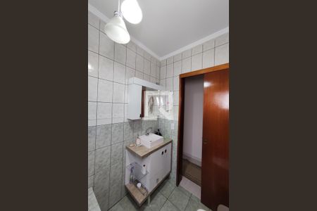 Casa à venda com 200m², 3 quartos e 2 vagas Casa à venda com 200m², 3 quartos e 2 vagasBanheiro da Suíte