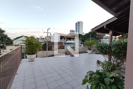 Casa à venda com 200m², 3 quartos e 2 vagas