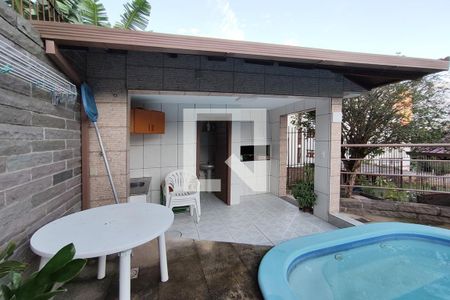 Casa à venda com 200m², 3 quartos e 2 vagas Casa à venda com 200m², 3 quartos e 2 vagasEspaço Gourmet da piscina