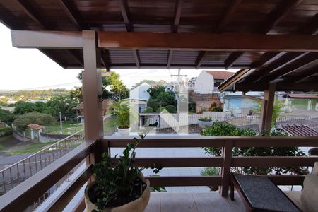 Casa à venda com 200m², 3 quartos e 2 vagas Casa à venda com 200m², 3 quartos e 2 vagasSacada da Suíte