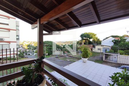 Casa à venda com 200m², 3 quartos e 2 vagas Casa à venda com 200m², 3 quartos e 2 vagasSacada da Suíte