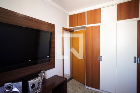 Quarto 2 de apartamento à venda com 3 quartos, 197m² em Heliópolis, Belo Horizonte