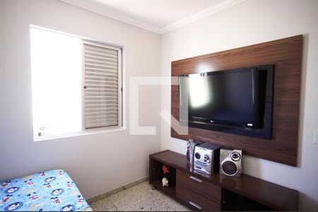 Quarto 2 de apartamento para alugar com 3 quartos, 197m² em Heliópolis, Belo Horizonte