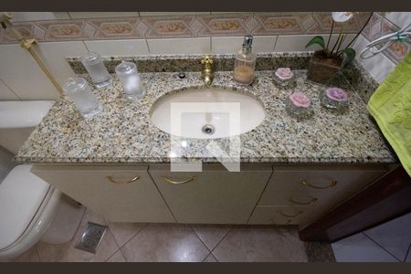 Apartamento para alugar com 66m², 2 quartos e 1 vaga Apartamento para alugar com 66m², 2 quartos e 1 vagaBanheiro
