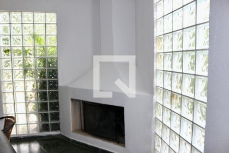 Sala de casa de condomínio para alugar com 5 quartos, 500m² em Enseada, Guarujá