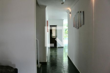 Casa de condomínio para alugar com 500m², 5 quartos e 6 vagasSala