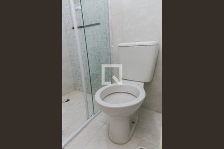 Banheiro de apartamento para alugar com 1 quarto, 30m² em Parada Inglesa, São Paulo