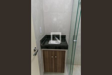 Banheiro de apartamento para alugar com 1 quarto, 30m² em Parada Inglesa, São Paulo