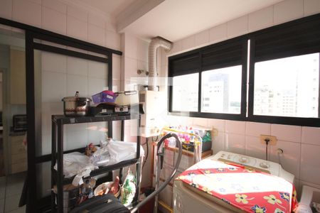 Apartamento à venda com 128m², 3 quartos e 2 vagasÁrea de Serviço
