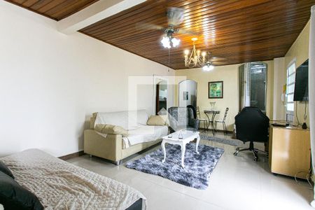 Casa de condomínio para alugar com 110m², 2 quartos e sem vagaSala