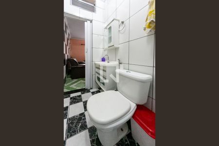 Banheiro da Suíte 1 de casa à venda com 3 quartos, 360m² em Lindéia, Contagem