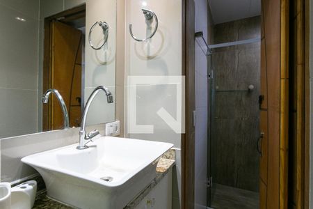 Casa para alugar com 60m², 2 quartos e sem vagaBanheiro