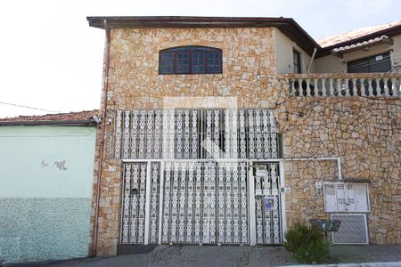 Casa para alugar com 60m², 2 quartos e sem vagaFachada