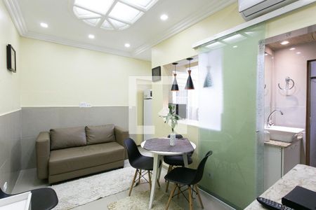 Sala de casa para alugar com 2 quartos, 60m² em Jardim Jaú (zona Leste), São Paulo