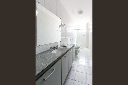 Apartamento à venda com 144m², 4 quartos e 3 vagasBanheiro Social