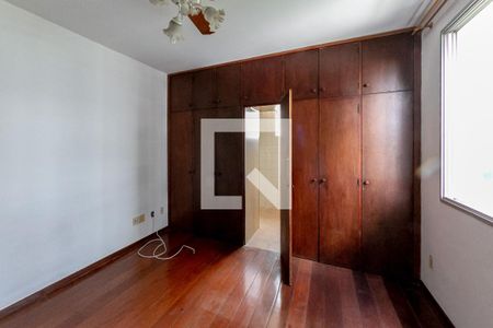 Apartamento à venda com 144m², 4 quartos e 3 vagasQuarto Suíte