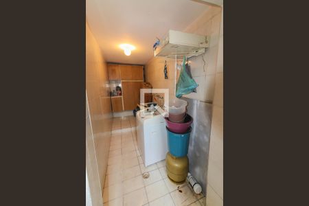 Casa à venda com 125m², 4 quartos e 2 vagasLavanderia