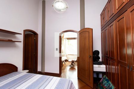 Casa à venda com 387m², 4 quartos e 4 vagasQuarto 3 - Suíte