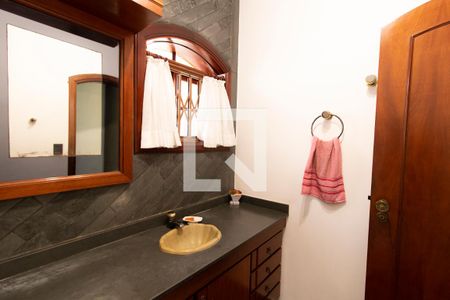 Casa à venda com 387m², 4 quartos e 4 vagasLavabo