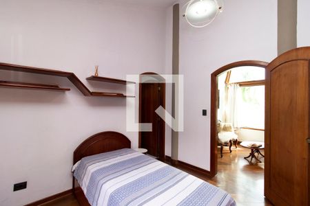 Casa à venda com 387m², 4 quartos e 4 vagasQuarto 3 - Suíte