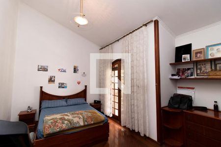 Casa à venda com 387m², 4 quartos e 4 vagasQuarto 4 - Suíte