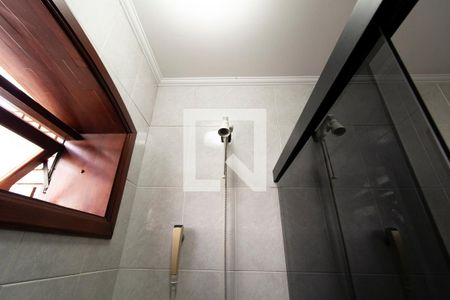 Casa à venda com 387m², 4 quartos e 4 vagasDetalhe Banheiro Suíte Quarto 3