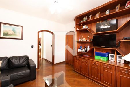 Casa à venda com 387m², 4 quartos e 4 vagasSala Íntima