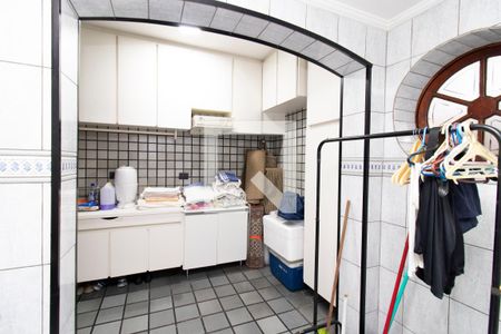 Casa à venda com 387m², 4 quartos e 4 vagasLavanderia